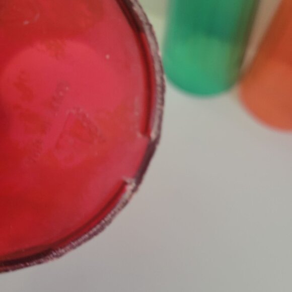 Set Of 6 Colorful Arrow Translucent Plastic Drinking Glasses - Picture 8 of 8